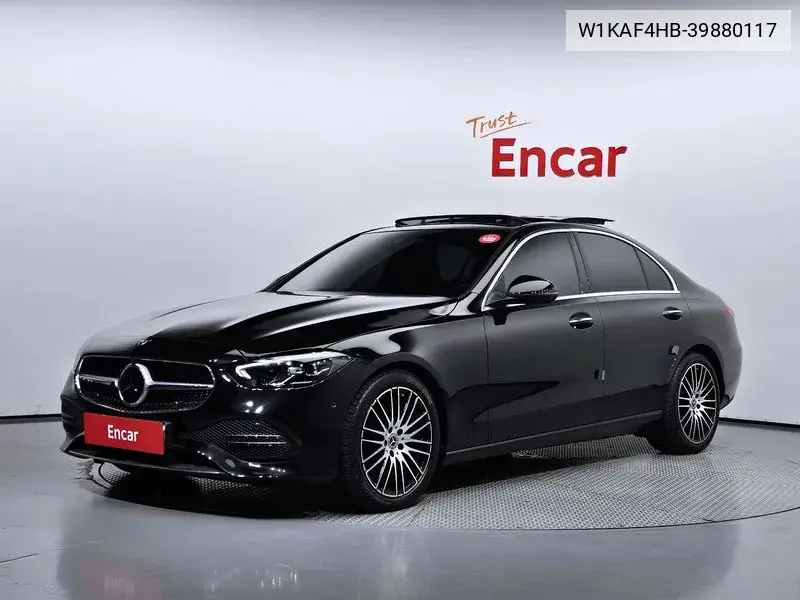 C-Class W206 C300 4Matic Avant VIN: W1KAF4HB-39880117 Lot: 39880117
