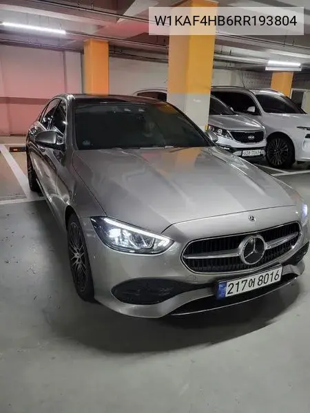 C-Class W206 C300 4Matic Avant VIN: W1KAF4HB6RR193804 Lot: 39956096