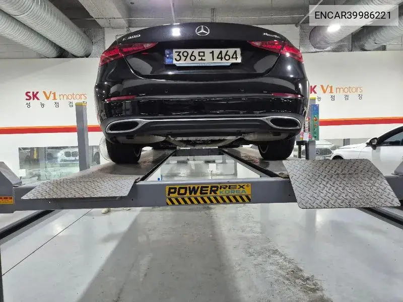 C-Class W206 C300 4Matic Avant VIN: ENCAR39986221 Lot: 39986221
