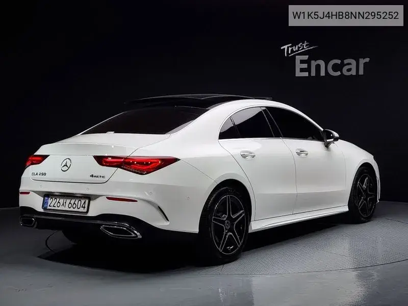 Cla-Class C118 Cla250 4Matic VIN: W1K5J4HB8NN295252 Lot: 39573206