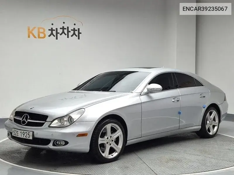 Cls-Class W219 Cls350 VIN: ENCAR39235067 Lot: 39235067