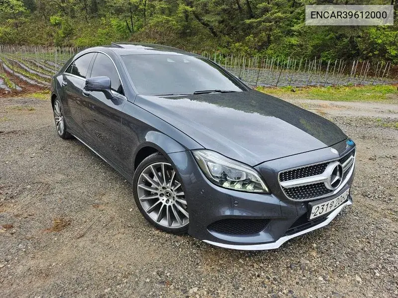 Cls-Class W218 Cls400 VIN: ENCAR39612000 Lot: 39612000