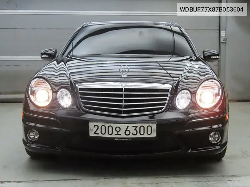 E-Class W211 E63 Amg VIN: WDBUF77X87B053604 Lot: 39957082