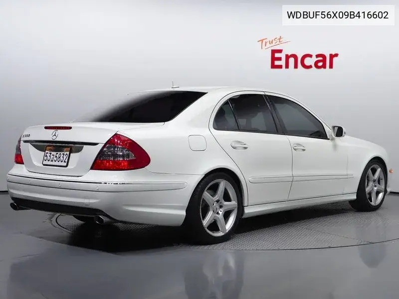 E-Class W211 E350 VIN: WDBUF56X09B416602 Lot: 39567933