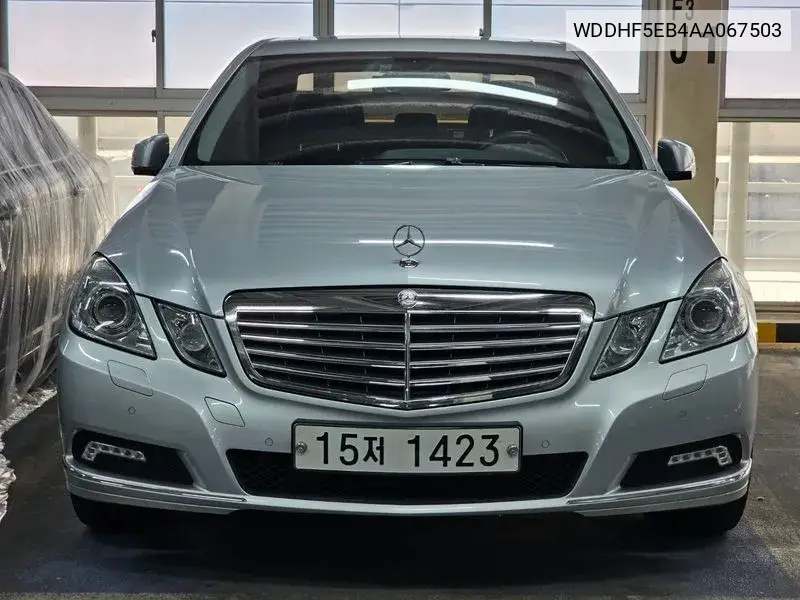 E-Class W212 E300 Elegance VIN: WDDHF5EB4AA067503 Lot: 40153260