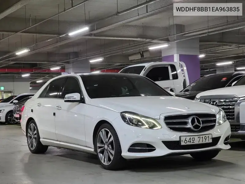 E-Class W212 E300 4Matic Avant VIN: WDDHF8BB1EA963835 Lot: 39633980