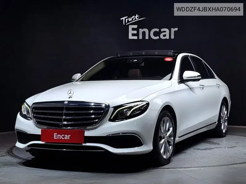 E-Class W213 E300 Exclusive VIN: WDDZF4JBXHA070694 Lot: 39978481