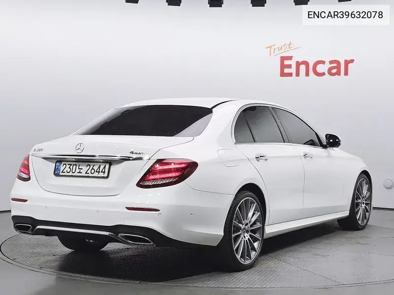 E-Class W213 E300 4Matic Amg Line VIN: ENCAR39632078 Lot: 39632078