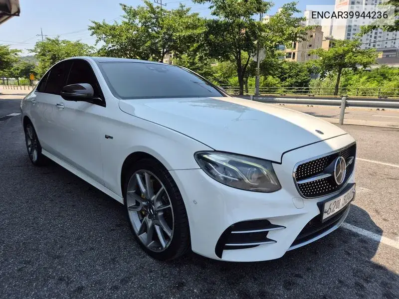 E-Class W213 E43 Amg 4Matic VIN: ENCAR39944236 Lot: 39944236