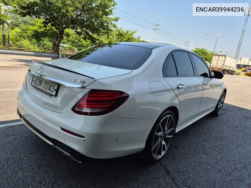 E-Class W213 E43 Amg 4Matic VIN: ENCAR39944236 Lot: 39944236
