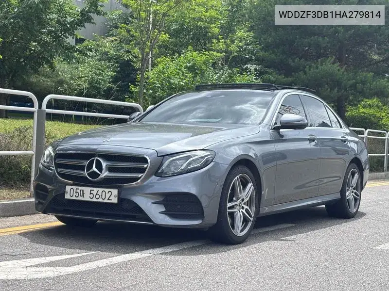 E-Class W213 E350D VIN: WDDZF3DB1HA279814 Lot: 39978105