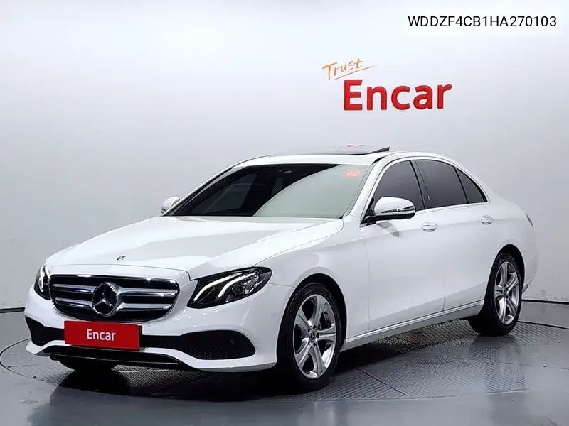 E-Class W213 E200 Avant-Garde VIN: WDDZF4CB1HA270103 Lot: 40102672