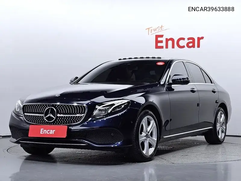 E-Class W213 E220D 4Matic Avant-Garde VIN: ENCAR39633888 Lot: 39633888