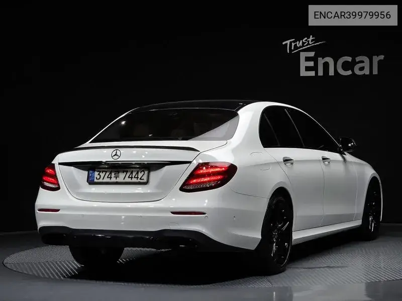 E-Class W213 E300 Amg Line VIN: ENCAR39979956 Lot: 39979956