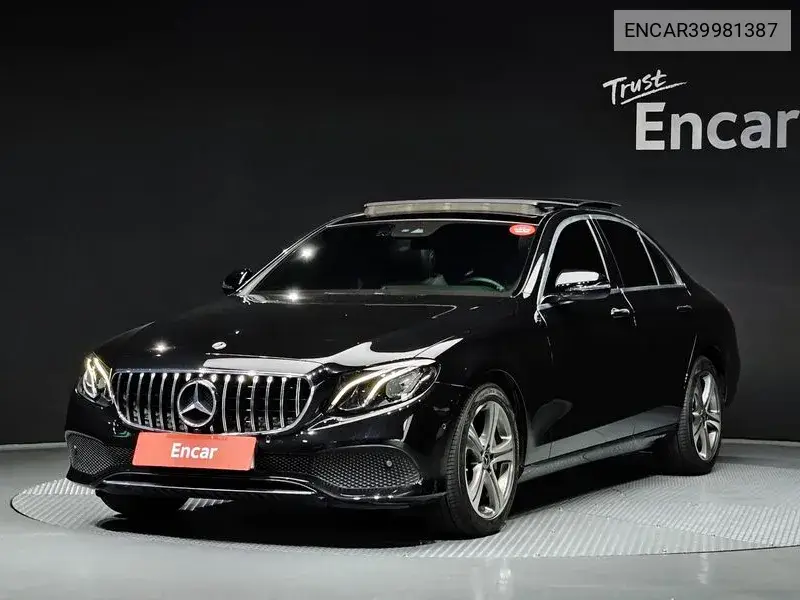 E-Class W213 E300 Avant-Garde VIN: ENCAR39981387 Lot: 39981387