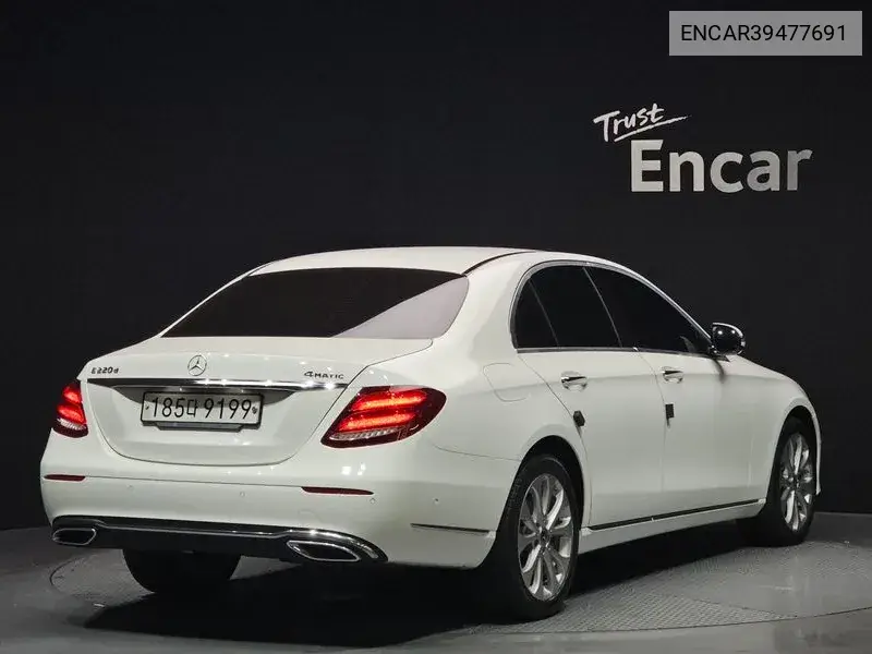 E-Class W213 E220D 4Matic Exclusive VIN: ENCAR39477691 Lot: 39477691