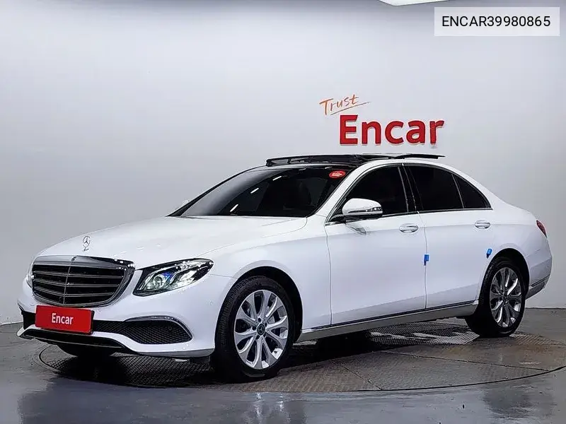 E-Class W213 E300 4Matic Exclusive VIN: ENCAR39980865 Lot: 39980865