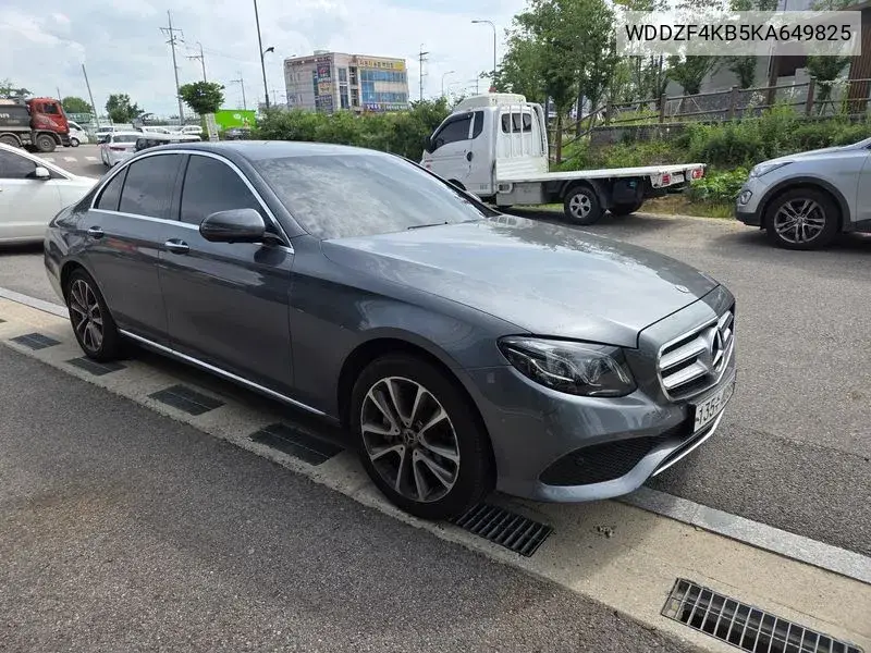 E-Class W213 E300 4Matic Avant VIN: WDDZF4KB5KA649825 Lot: 39982134