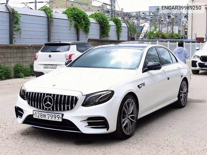 E-Class W213 E53 Amg 4Matic+ VIN: ENCAR39989250 Lot: 39989250