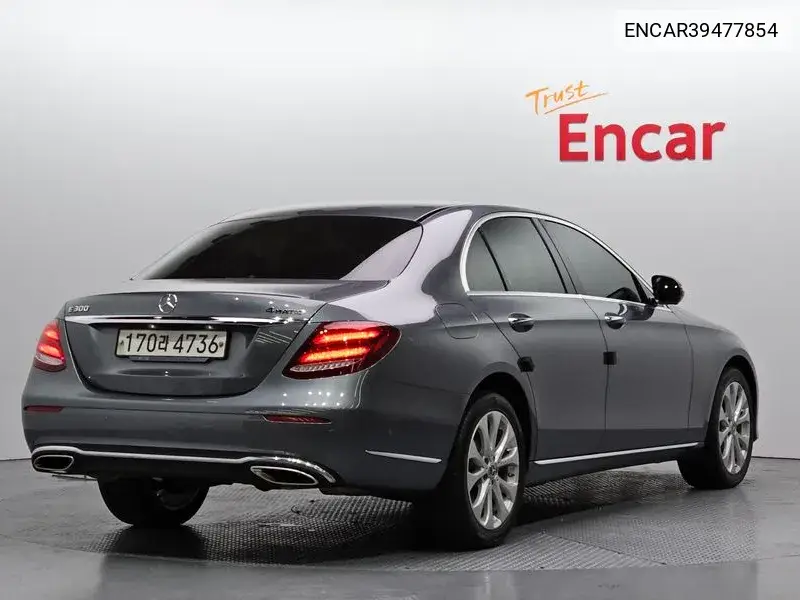 E-Class W213 E300 4Matic Exclusive VIN: ENCAR39477854 Lot: 39477854