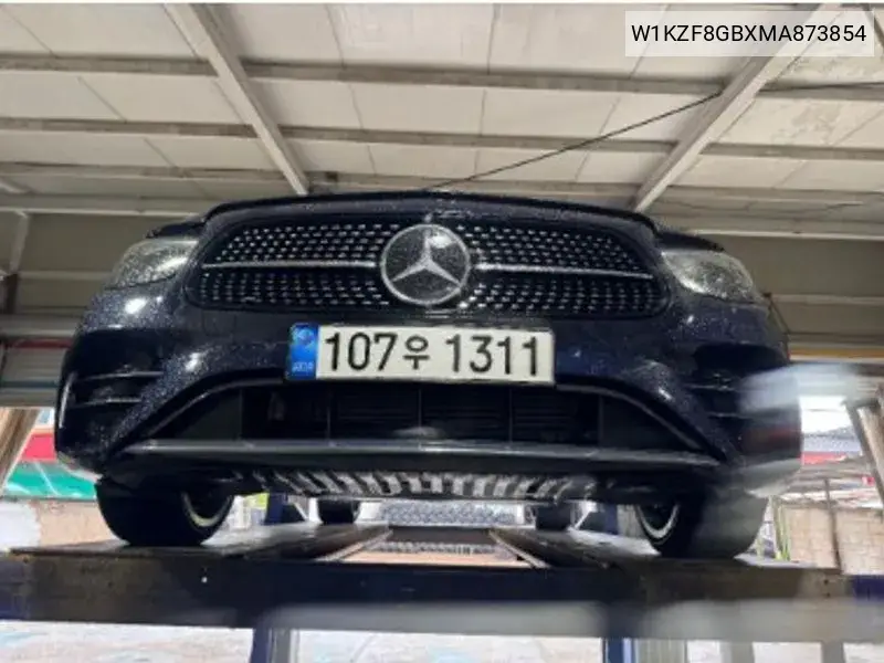 E-Class W213 E350 4Matic Amg Line VIN: W1KZF8GBXMA873854 Lot: 39641638