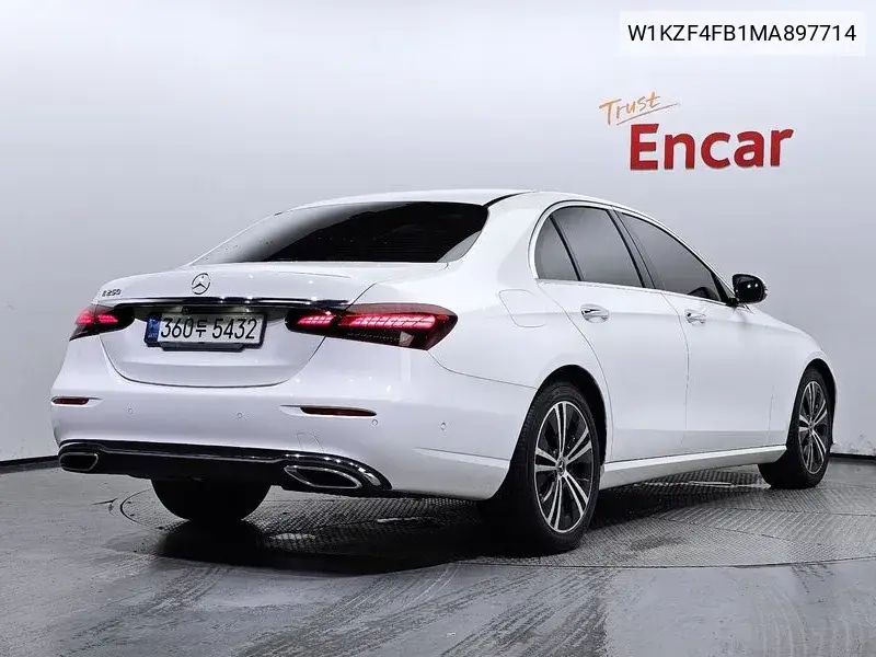 E-Class W213 E250 Avant-Garde VIN: W1KZF4FB1MA897714 Lot: 39974172