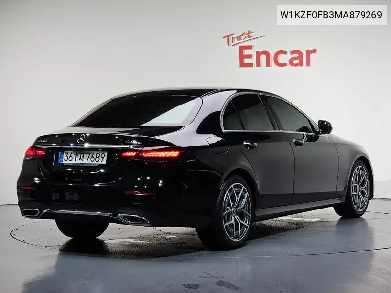 E-Class W213 E220D 4Matic Amg Line VIN: W1KZF0FB3MA879269 Lot: 39977390