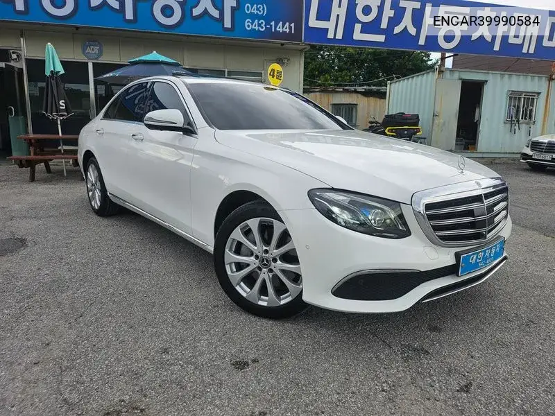 ENCAR39990584 E-Class W213 E300 4Matic Exclusive