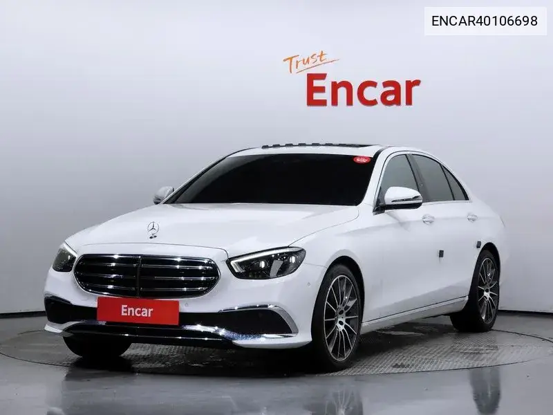 E-Class W213 E250 Exclusive VIN: ENCAR40106698 Lot: 40106698