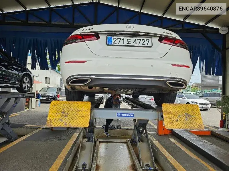 E-Class W213 E250 Exclusive VIN: ENCAR39640876 Lot: 39640876