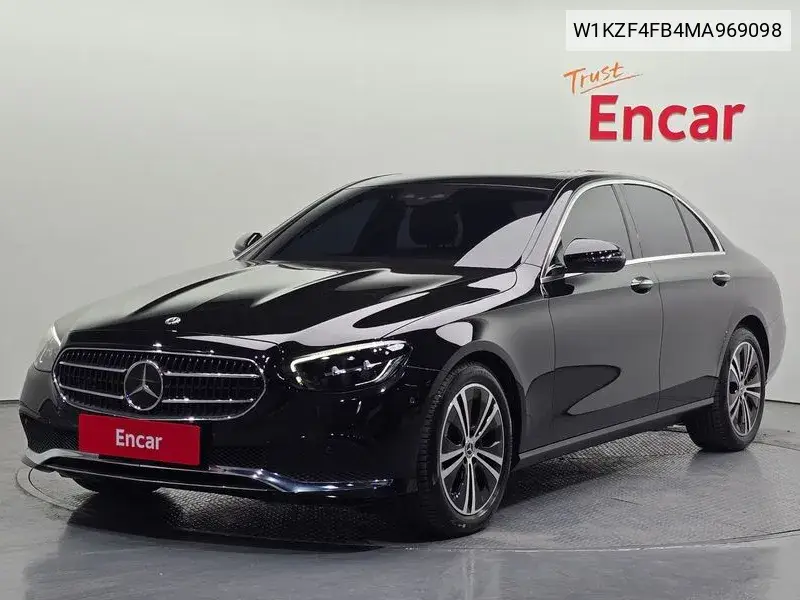 E-Class W213 E250 Avant-Garde VIN: W1KZF4FB4MA969098 Lot: 39641071