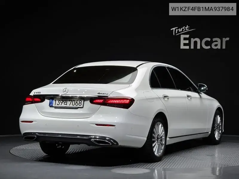 E-Class W213 E250 Exclusive VIN: W1KZF4FB1MA937984 Lot: 39988345