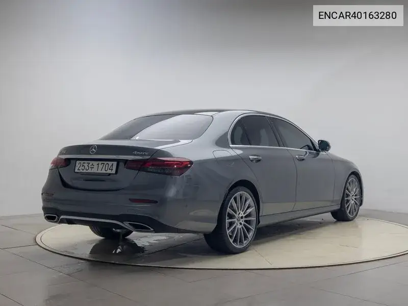 E-Class W213 E350 4Matic Amg Line VIN: ENCAR40163280 Lot: 40163280