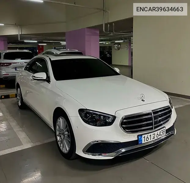 E-Class W213 E250 Exclusive VIN: ENCAR39634663 Lot: 39634663