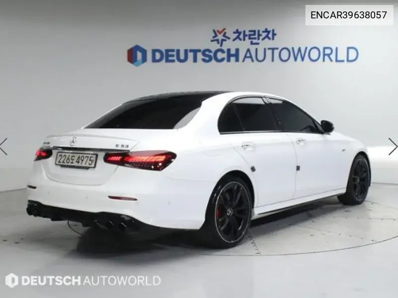 E-Class W213 E53 Amg 4Matic+ VIN: ENCAR39638057 Lot: 39638057