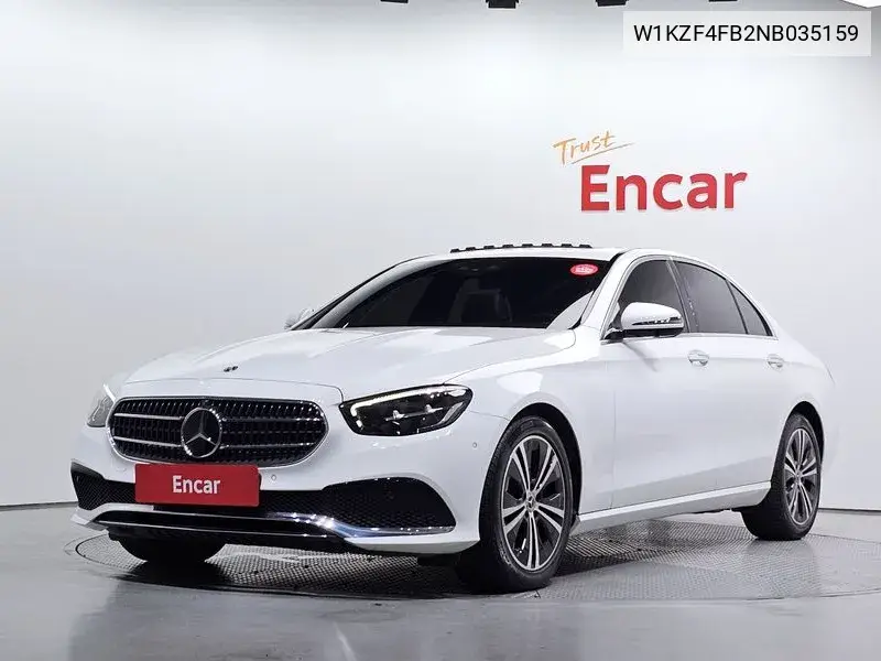 E-Class W213 E250 Avant-Garde VIN: W1KZF4FB2NB035159 Lot: 39973015