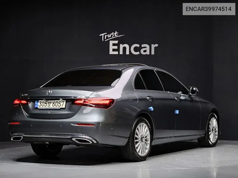 E-Class W213 E250 Exclusive VIN: ENCAR39974514 Lot: 39974514