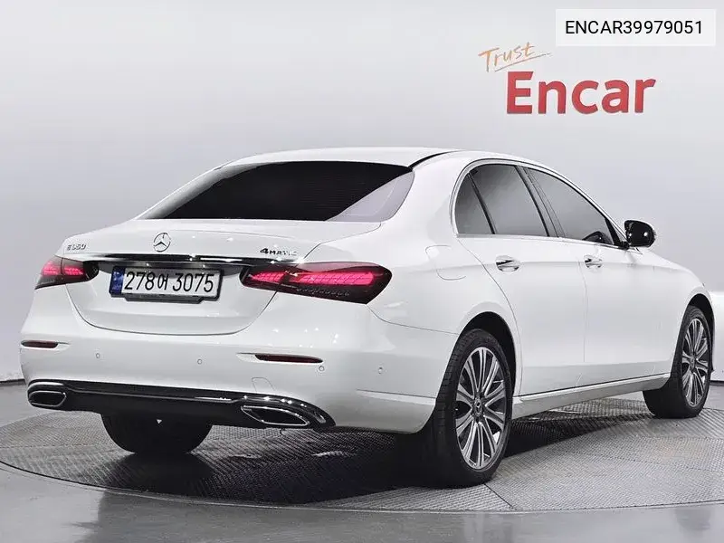 E-Class W213 E350 4Matic Exclusive VIN: ENCAR39979051 Lot: 39979051