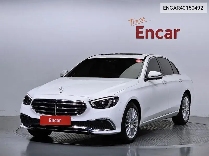 E-Class W213 E250 Exclusive VIN: ENCAR40150492 Lot: 40150492
