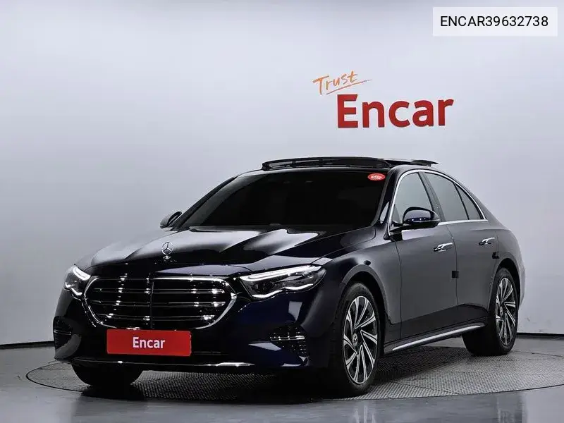 E-Class W214 E300 4Matic Exclusive VIN: ENCAR39632738 Lot: 39632738