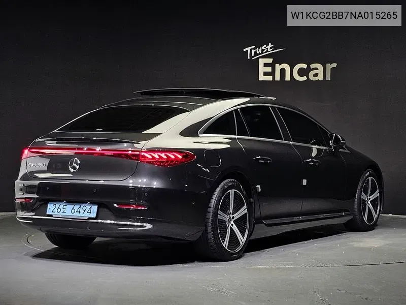 Benz Eqs V297 Eqs350 VIN: W1KCG2BB7NA015265 Lot: 38023978