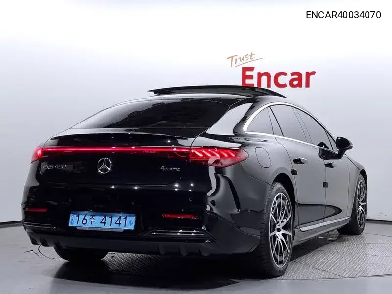 Eqs V297 Eqs450 4Matic VIN: ENCAR40034070 Lot: 40034070