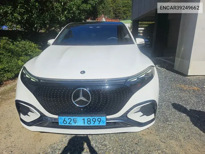 Eqs Suv X296 Eqs580 4Matic VIN: ENCAR39249662 Lot: 39249662