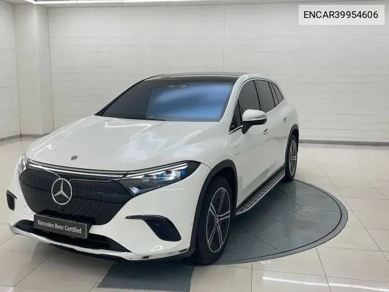 Eqs Suv X296 Eqs450 4Matic VIN: ENCAR39954606 Lot: 39954606