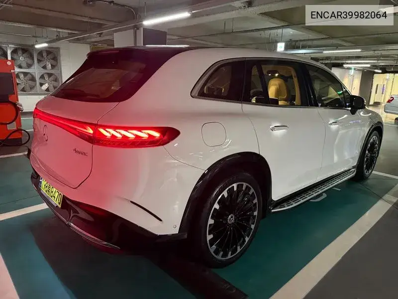 Eqs Suv X296 Eqs580 4Matic VIN: ENCAR39982064 Lot: 39982064