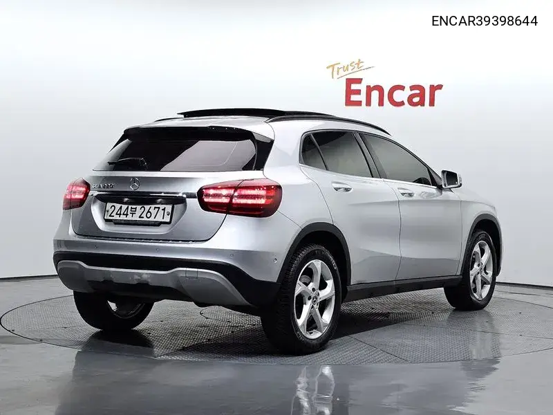 Gla-Class X156 Gla220 VIN: ENCAR39398644 Lot: 39398644