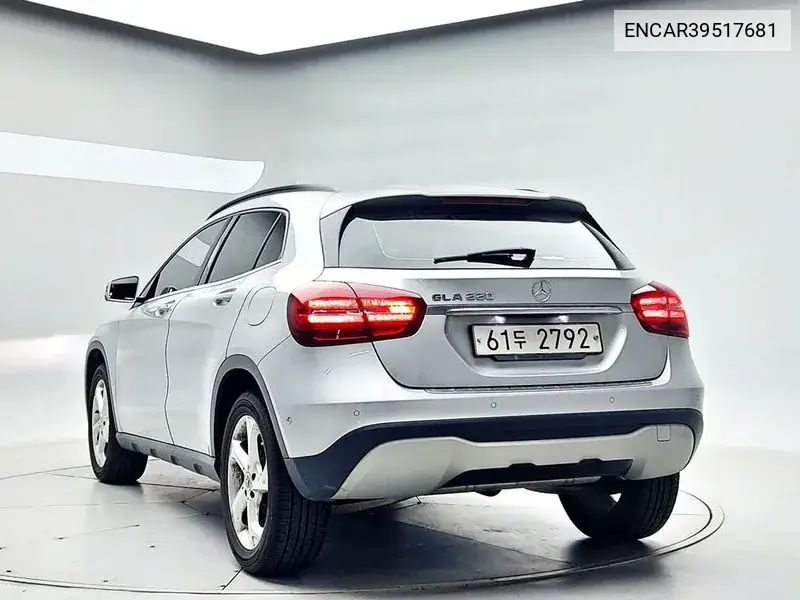 Gla-Class X156 Gla220 VIN: ENCAR39517681 Lot: 39517681