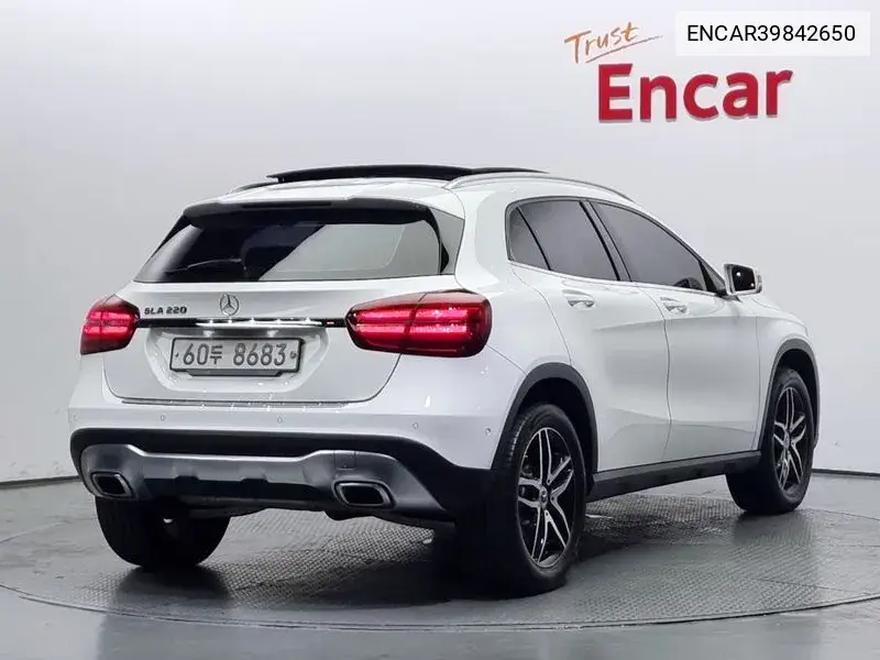 Gla-Class X156 Gla220 Premium VIN: ENCAR39842650 Lot: 39842650