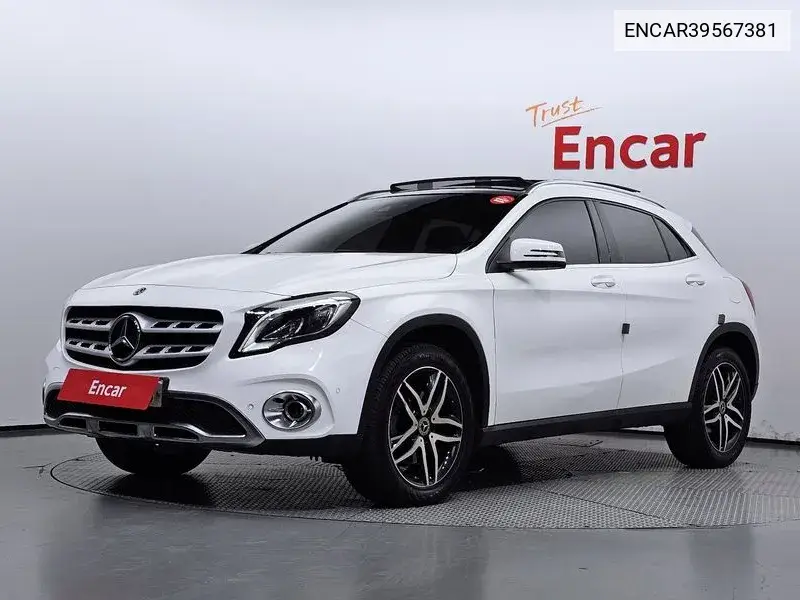 Gla-Class X156 Gla220 Premium VIN: ENCAR39567381 Lot: 39567381