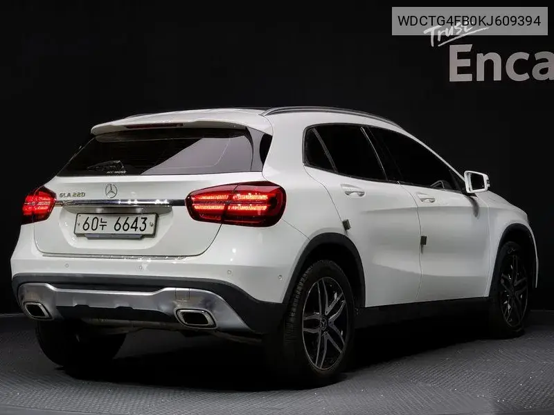 Gla-Class X156 Gla220 Premium VIN: WDCTG4FB0KJ609394 Lot: 39594983